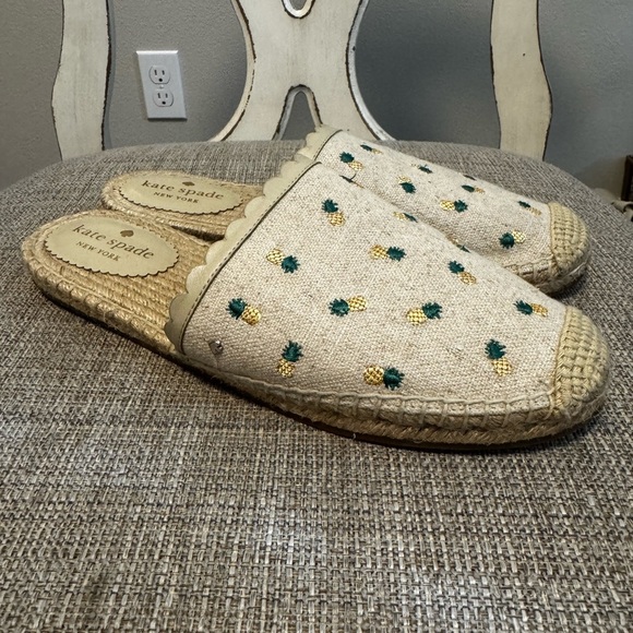 Kate Spade “Rosie Pineapple” Flats Size 8.5B - Picture 3 of 7